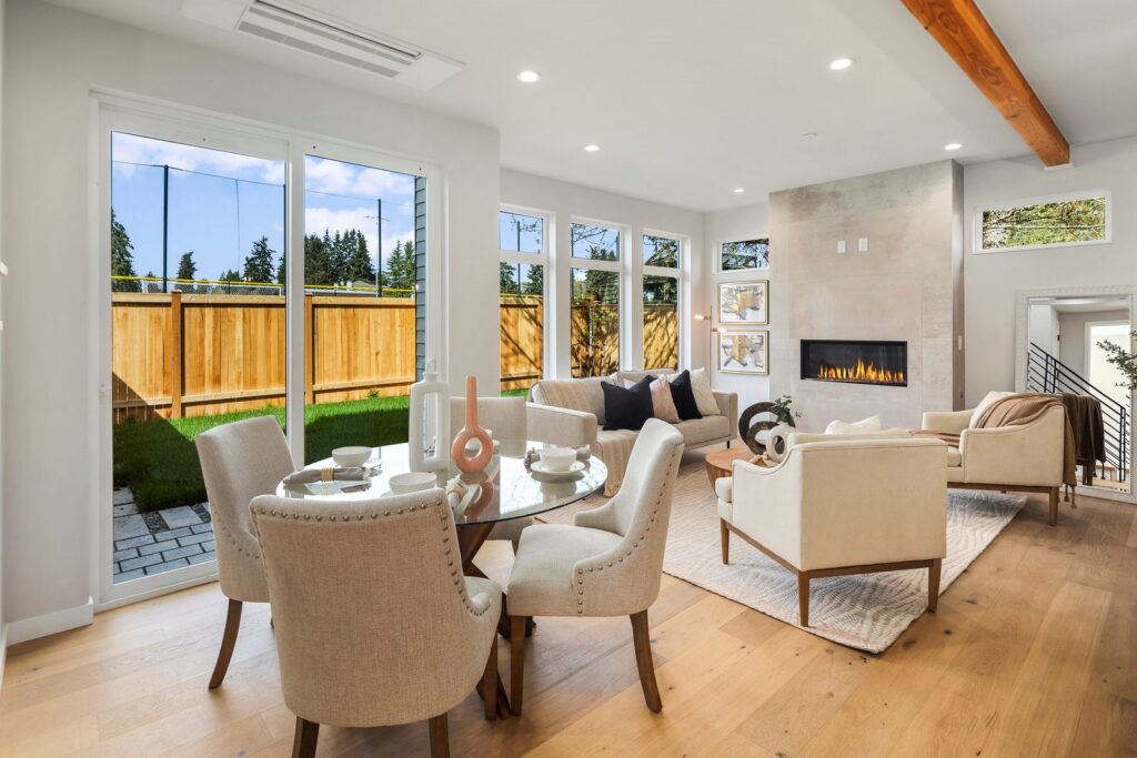 Home staged by IntExt Staging in Kirkland, photo 08