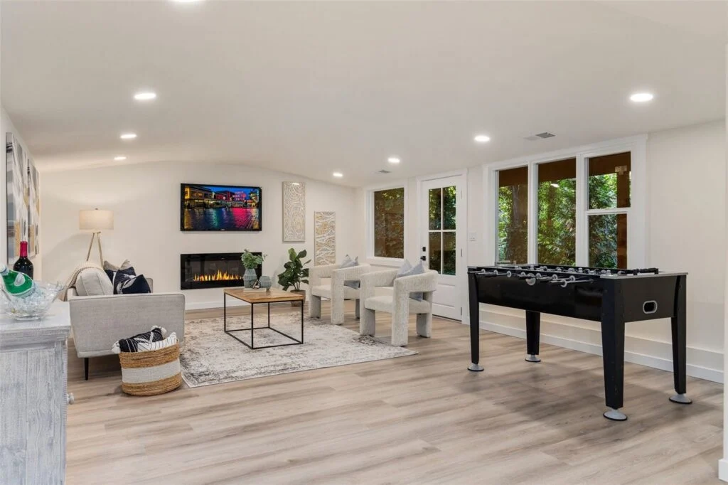 Home staged by IntExt Staging in Normandy Park, photo 19