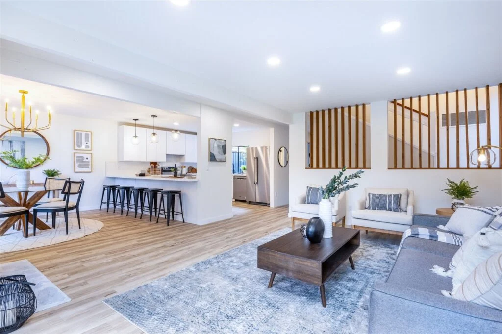 Home staged by IntExt Staging in Redmond, photo 12