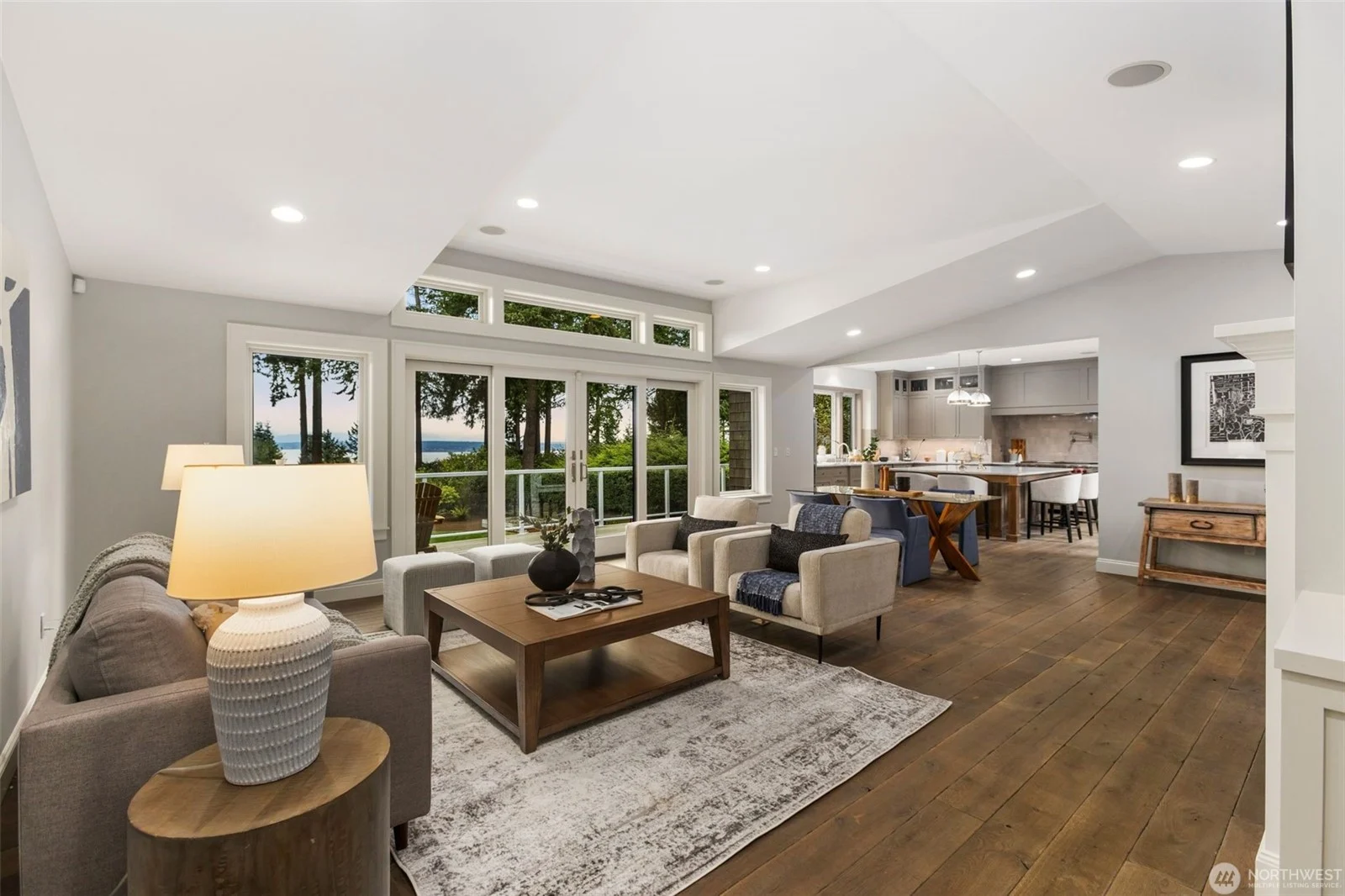 Staged living room in a Seattle home by IntExt Staging